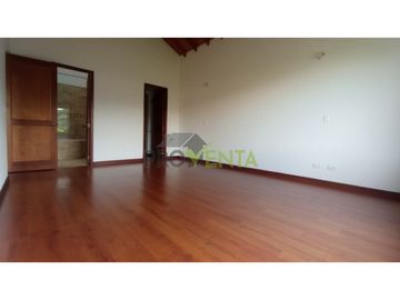 Casa en venta Envigado Loma del Chocho
