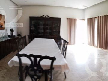 Casa en Venta en Carretera Nacional, Fraccionamiento San Gabriel, Monterrey, N. L.