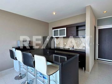 Departamento en venta en condominio Riviera Towers  - Playa del Carmen