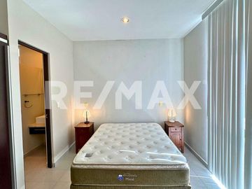 Departamento en venta en condominio Riviera Towers  - Playa del Carmen