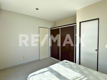 Departamento en venta en condominio Riviera Towers  - Playa del Carmen