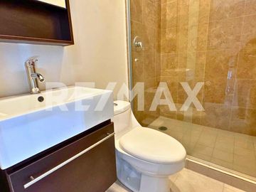 Departamento en venta en condominio Riviera Towers  - Playa del Carmen