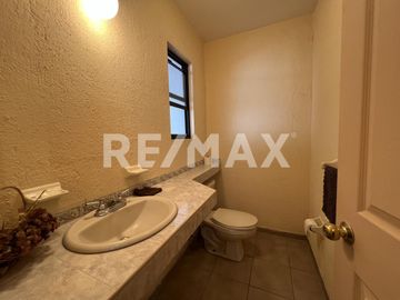 CASA EN VENTA JURICA MISIONES, QUERÉTARO, QRO. - (3)