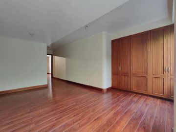 Departamento Dúplex en Venta en Bellavista, Quito