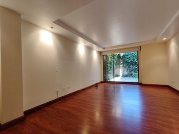 Departamento Dúplex en Venta en Bellavista, Quito
