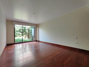 Departamento Dúplex en Venta en Bellavista, Quito