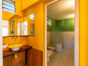 CASA EN VENTA EN FUNES