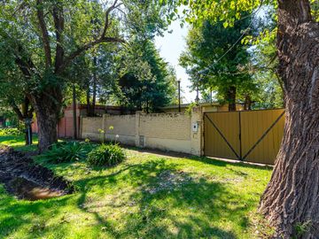 CASA EN VENTA EN FUNES