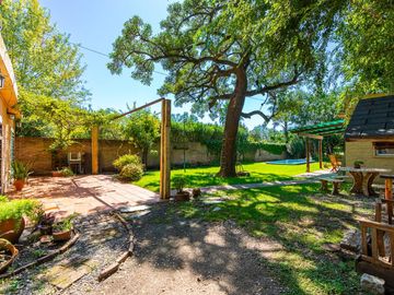 CASA EN VENTA EN FUNES
