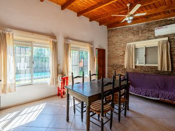 CASA EN VENTA EN FUNES