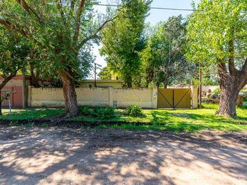 CASA EN VENTA EN FUNES