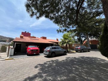 Casa en renta Circuito Valle Azul. Lomas de Valle Escondido