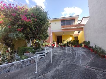 Casa en venta en Lomas del Marmol, Puebla
