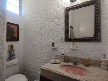 Casa en venta en Lomas del Marmol, Puebla