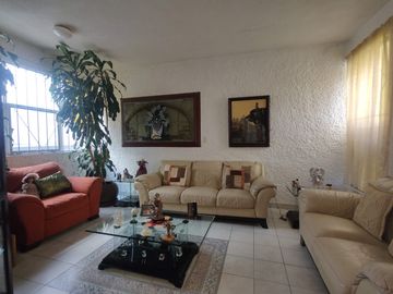 Casa en venta en Lomas del Marmol, Puebla