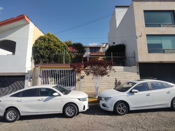 Casa en venta en Lomas del Marmol, Puebla