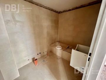 VENTA DEPARTAMENTO 2 AMBIENTES  A ESTRENAR EN FLORES