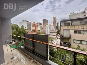 VENTA DEPARTAMENTO 2 AMBIENTES  A ESTRENAR EN FLORES