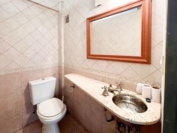 duplex en PB con Jardin 3 ambientes