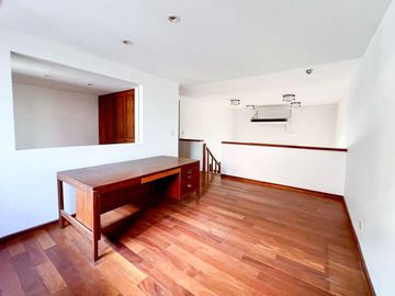 duplex en PB con Jardin 3 ambientes