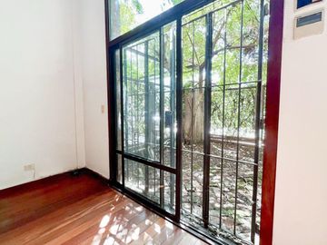 duplex en PB con Jardin 3 ambientes