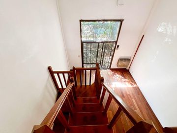 duplex en PB con Jardin 3 ambientes