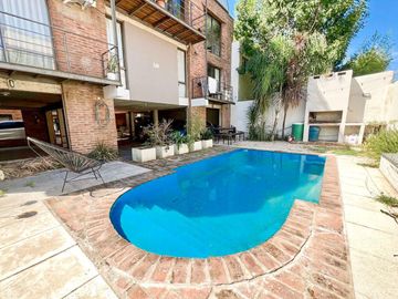 duplex en PB con Jardin 3 ambientes
