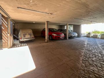 duplex en PB con Jardin 3 ambientes