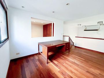 duplex en PB con Jardin 3 ambientes