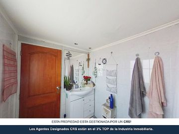 5 DORMITORIOS GRANDES 4 BAÑOS, QUINCHO