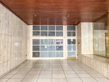 Departamento en Recoleta, Plaza Vicente Lopez