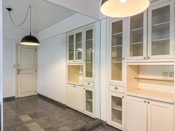 Departamento en Recoleta, Plaza Vicente Lopez