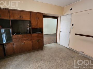 Casa en barrio sur a modernizar