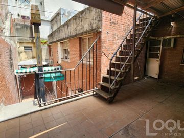 Casa en barrio sur a modernizar