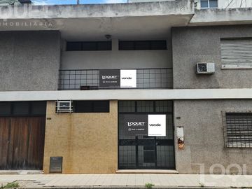 Casa en barrio sur a modernizar