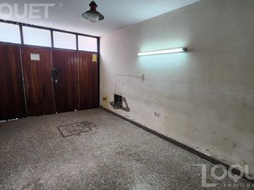 Casa en barrio sur a modernizar