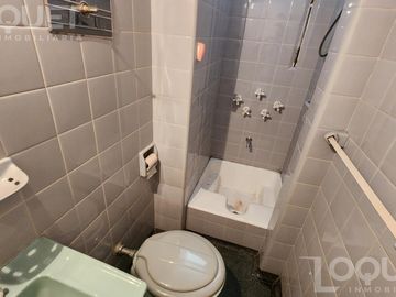 Casa en barrio sur a modernizar