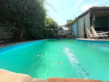 Casa 4 dormitorios Beccar