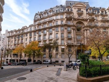 Palacio Estrugamou, Recoleta