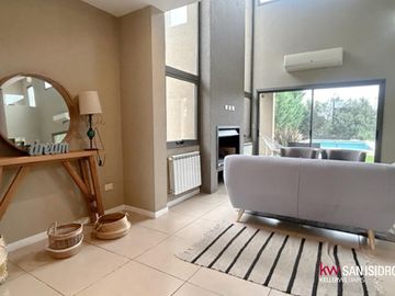 Casa - Pilar