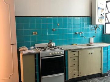 VENTA CABALLITO G.  BRUNO 800   SEMIPISO 4 AMBIENTES MUY LUMINOSO