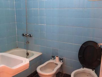 VENTA CABALLITO G.  BRUNO 800   SEMIPISO 4 AMBIENTES MUY LUMINOSO