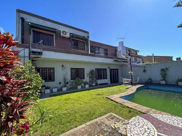 Casa en  San Isidro, Barrio Las Carreras