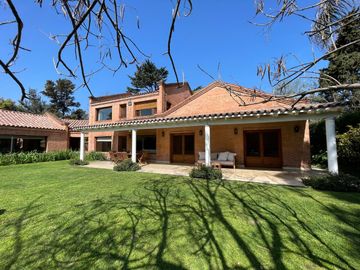 Casa en Las Lomas de San Isidro