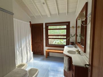 Casa en Las Lomas de San Isidro