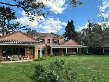Casa en Las Lomas de San Isidro