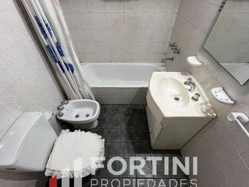 Venta PH 2 ambientes Villa Ballester