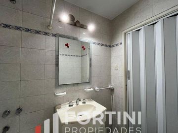 Venta PH 2 ambientes Villa Ballester