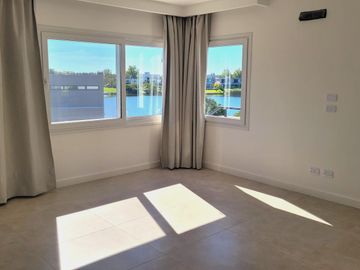 CASA EN VENTA APTO CREDITO EN LA RESERVA CARDALES