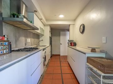 DEPARTAMENTO | VENTA | 3 DORMITORIOS | JARDIN | LA CALABRIA | SAN ISIDRO